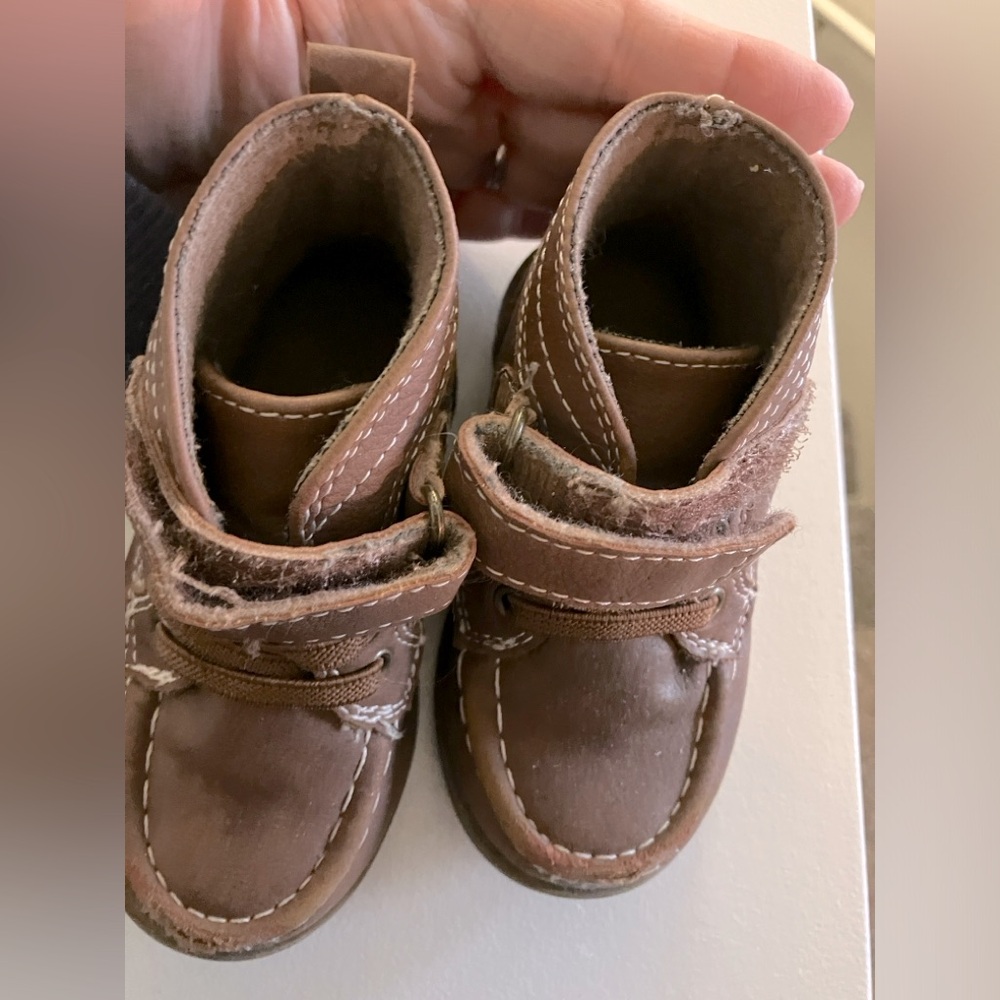 Toddler Children’s Place deep brown boots